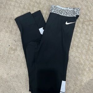 Nike thermal training leggings